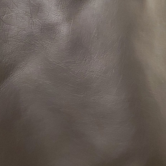 Black T Tahari skirt - Picture 7 of 8